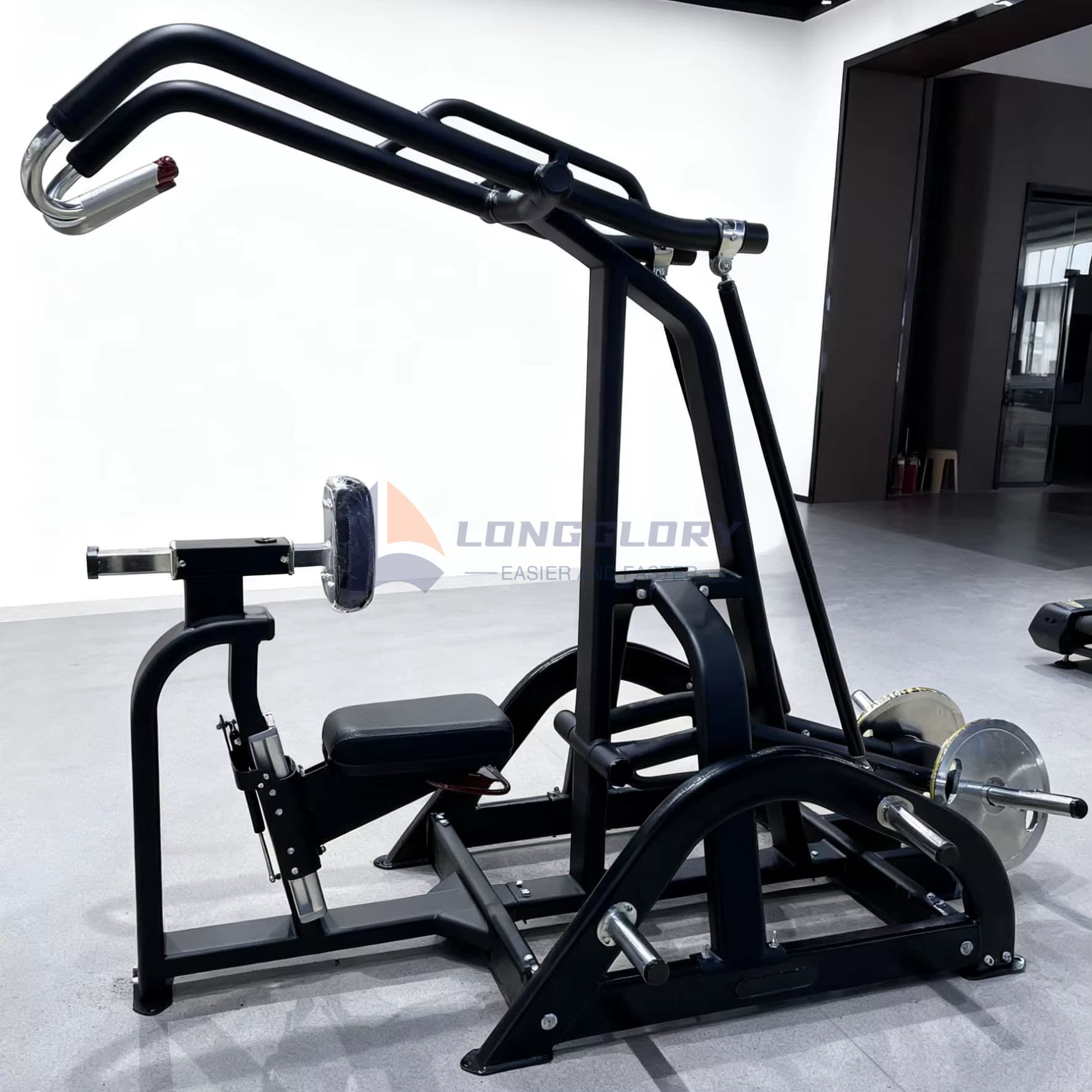 Lat Pulldown Machine ကိုသုံးရန် နည်းလမ်းနှစ်သွယ်